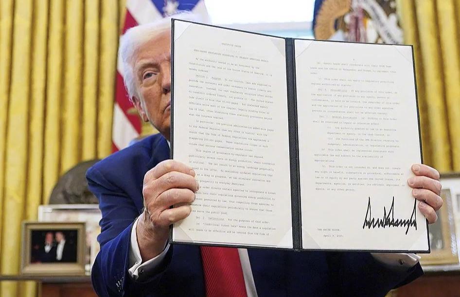 开云体育下载-特朗普授权开火！10架F-35A随时开打！委内瑞拉20架歼10C来不及了