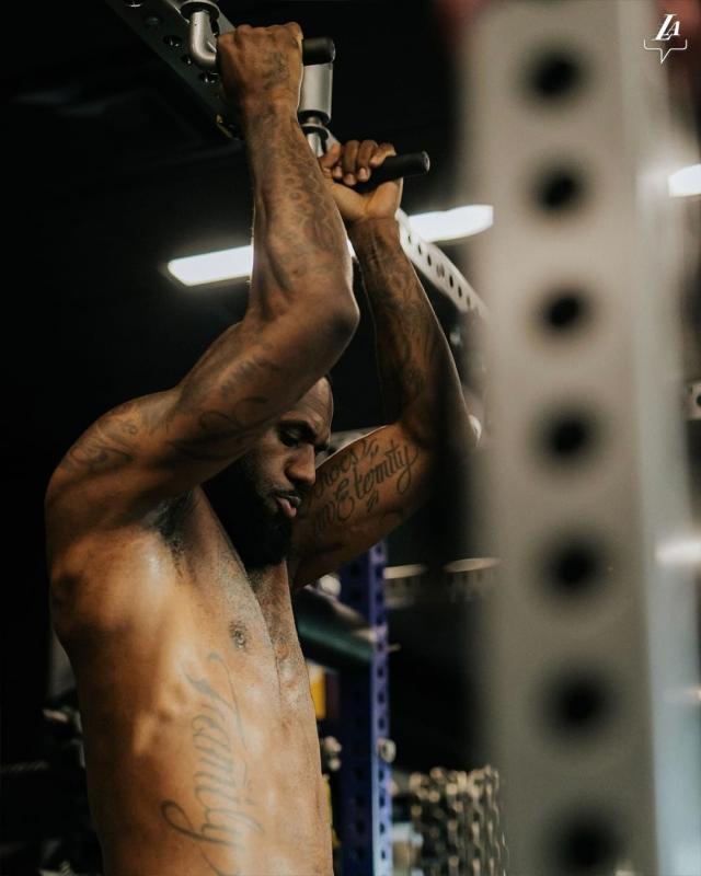 1664600280297025155.jpeg YD_cnt_43_01FBNIhiQkYV.jpeg