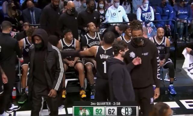 【现场】无核篮网惨遭九连败 流言猖獗愁云密布