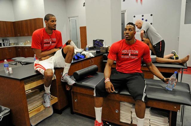 1628302849607091040.jpg GettyImages-470272860.jpg