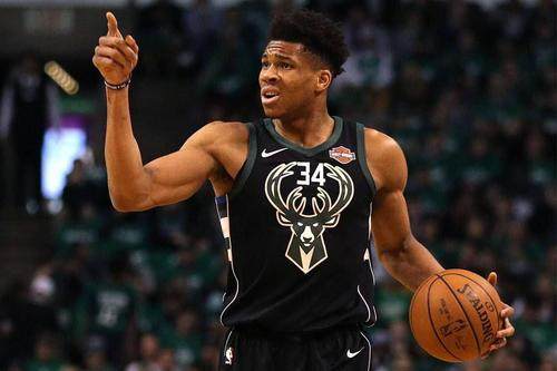 开云体育官网-关键时刻再成球队蓝领 两年了，MVP字母哥毫无进步